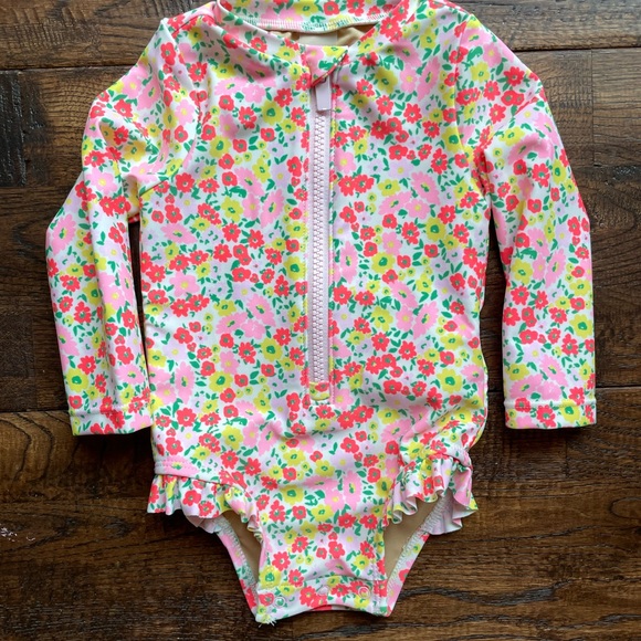 Baby girls swimsuit rashguard bundle lot NWOT - Picture 12 of 13